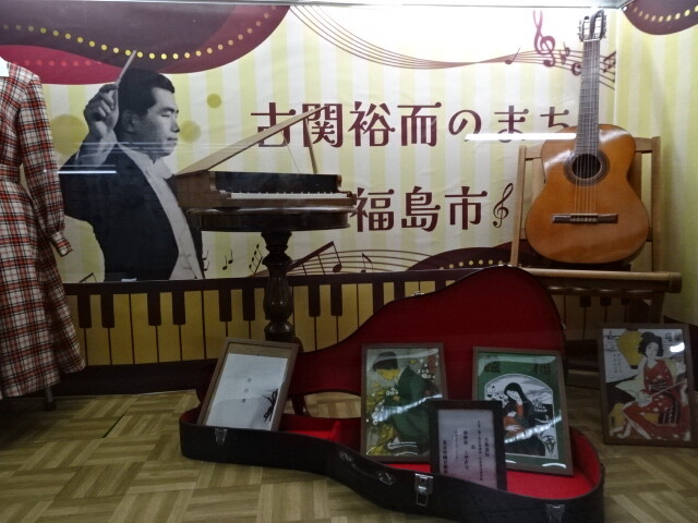 東西自由通路で