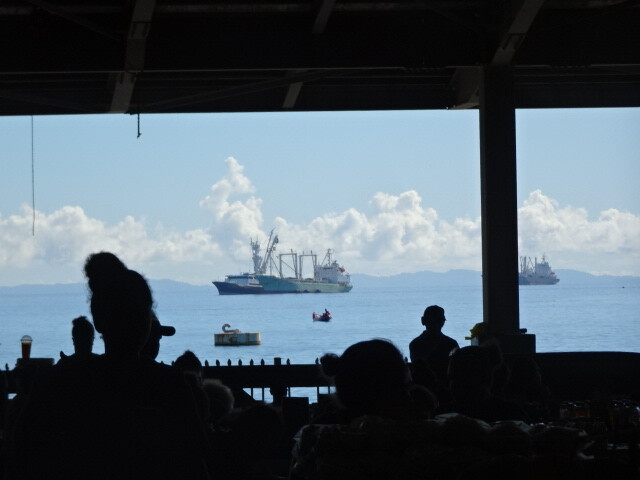 海に面している