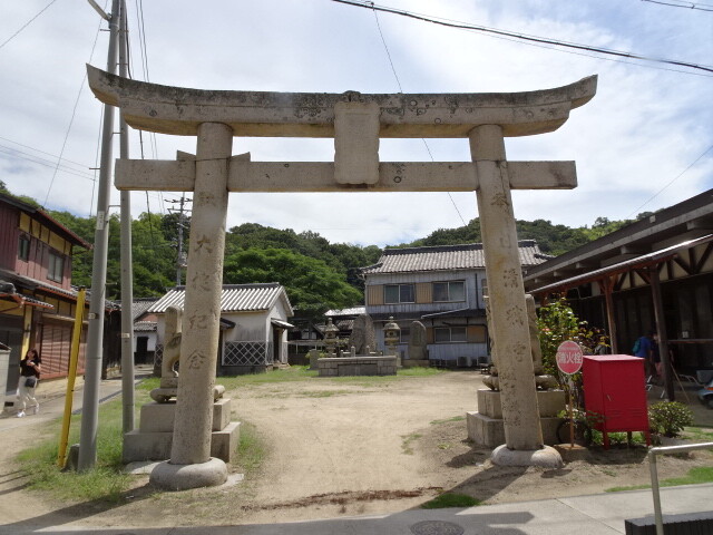 真鍋島の鳥居