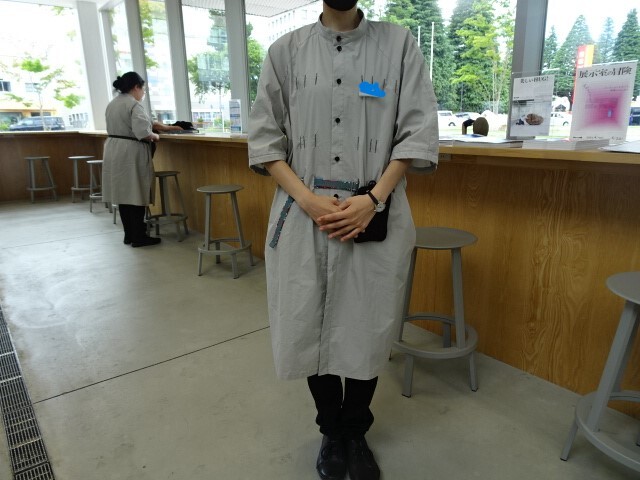 制服