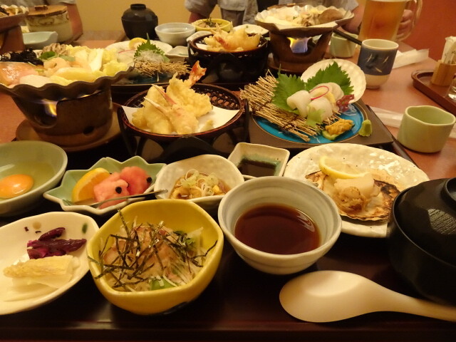 豪華な夕食