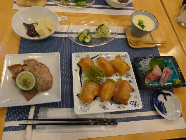 夕食