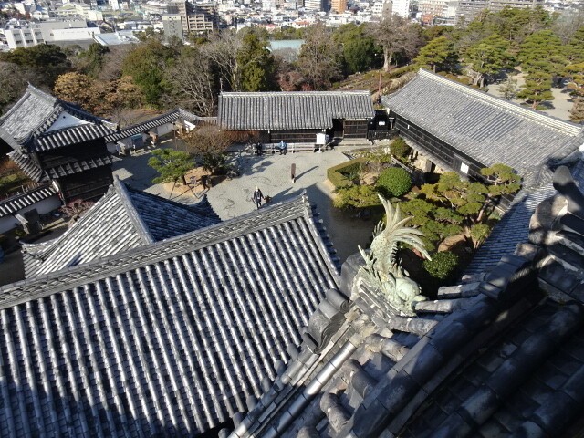 天守から見た本丸