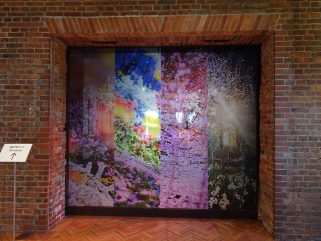 蜷川実花展入り口