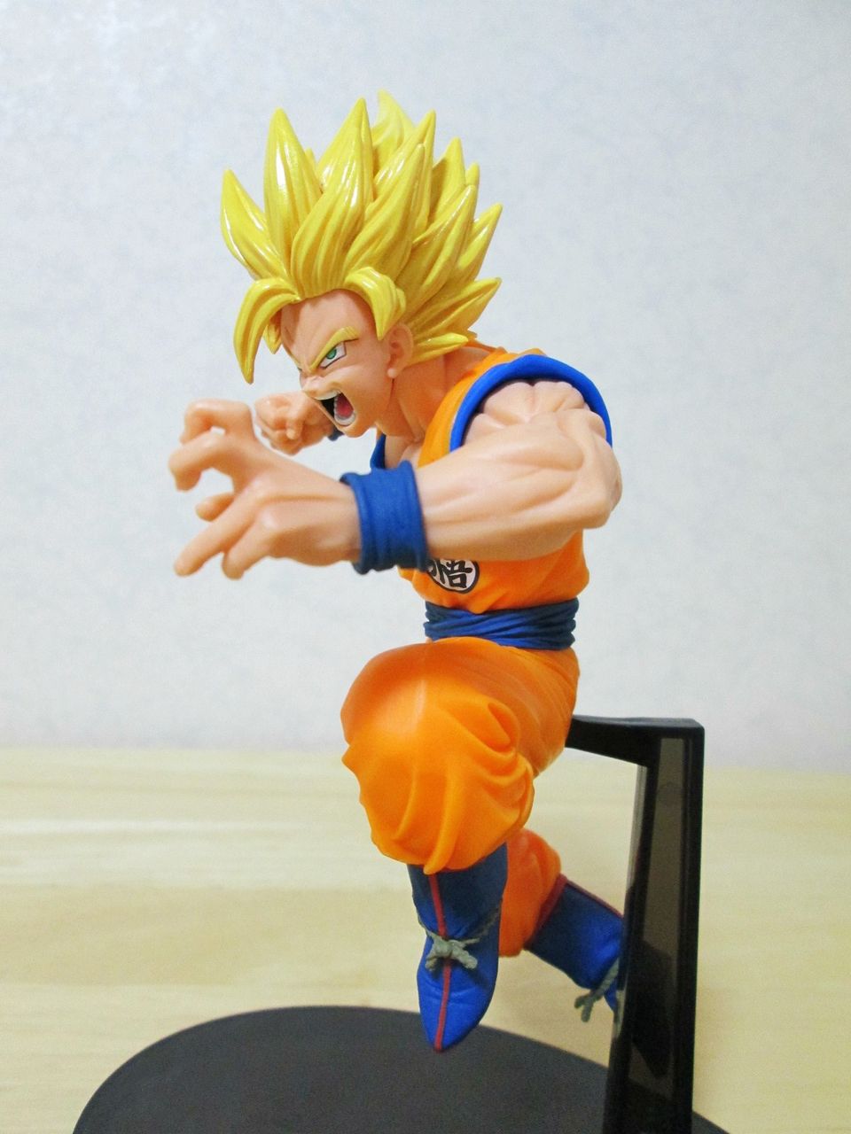 ドラゴンボール超 造形天下一武道会６ 其之四 超サイヤ人2 孫悟空　リペイント品 Amazon.co.jp: バンプレスト ドラゴンボール超 SCultures BIG