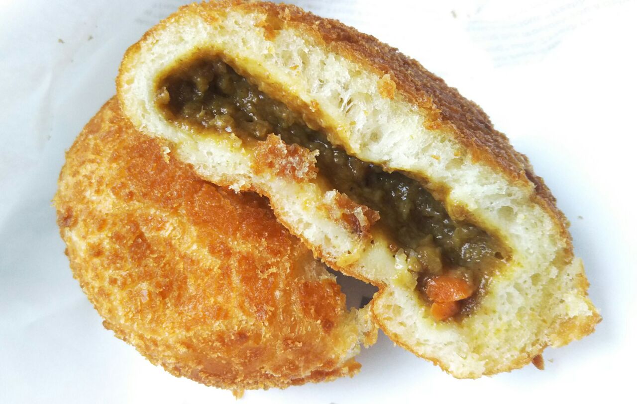 神奈川限定セール セブン スパイス香るビーフカレーパン 店内揚げ こんなことありました という日記 きょろんの猛烈ちゃんぽん記