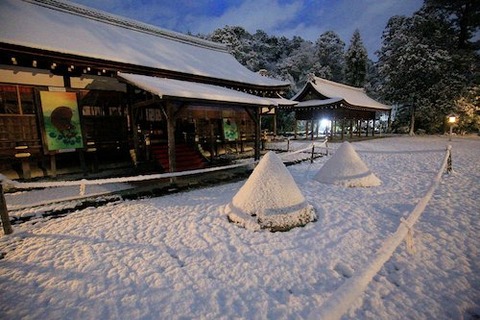 上賀茂神社　雪00