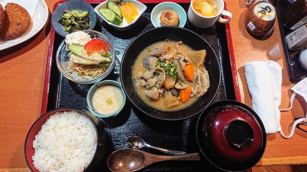 ホテル内居酒屋さんで晩御飯 1日目 こ洒落居酒屋99 京都民の食べるの大好き ホテル内居酒屋さんで晩御飯 1日目 こ洒落居酒屋99 京都民の食べるの大好き