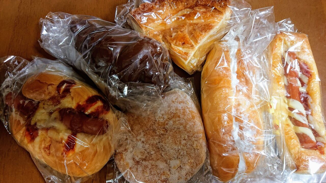 スーパーマツモト内のパン屋さん マザーバスケット 洛南店 京都民の食べるの大好き