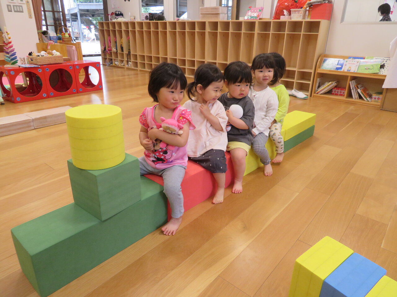 5月 ももプチ組「あめふりくまのこ♪」 : せんせいたちのブログ