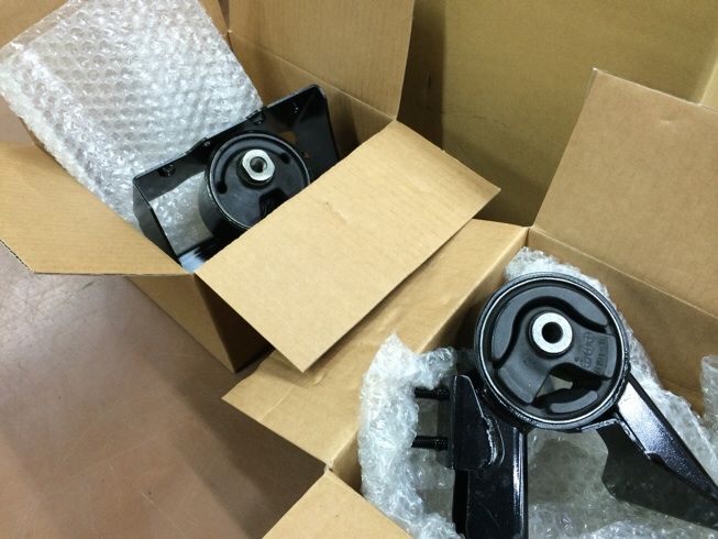 32スイフト エンジンマウント交換 スーパーオートバックス京都ｗｏｏｗワンダーシティーの ｌｅｔ ｓ チューニング