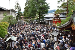 takayama karakuri