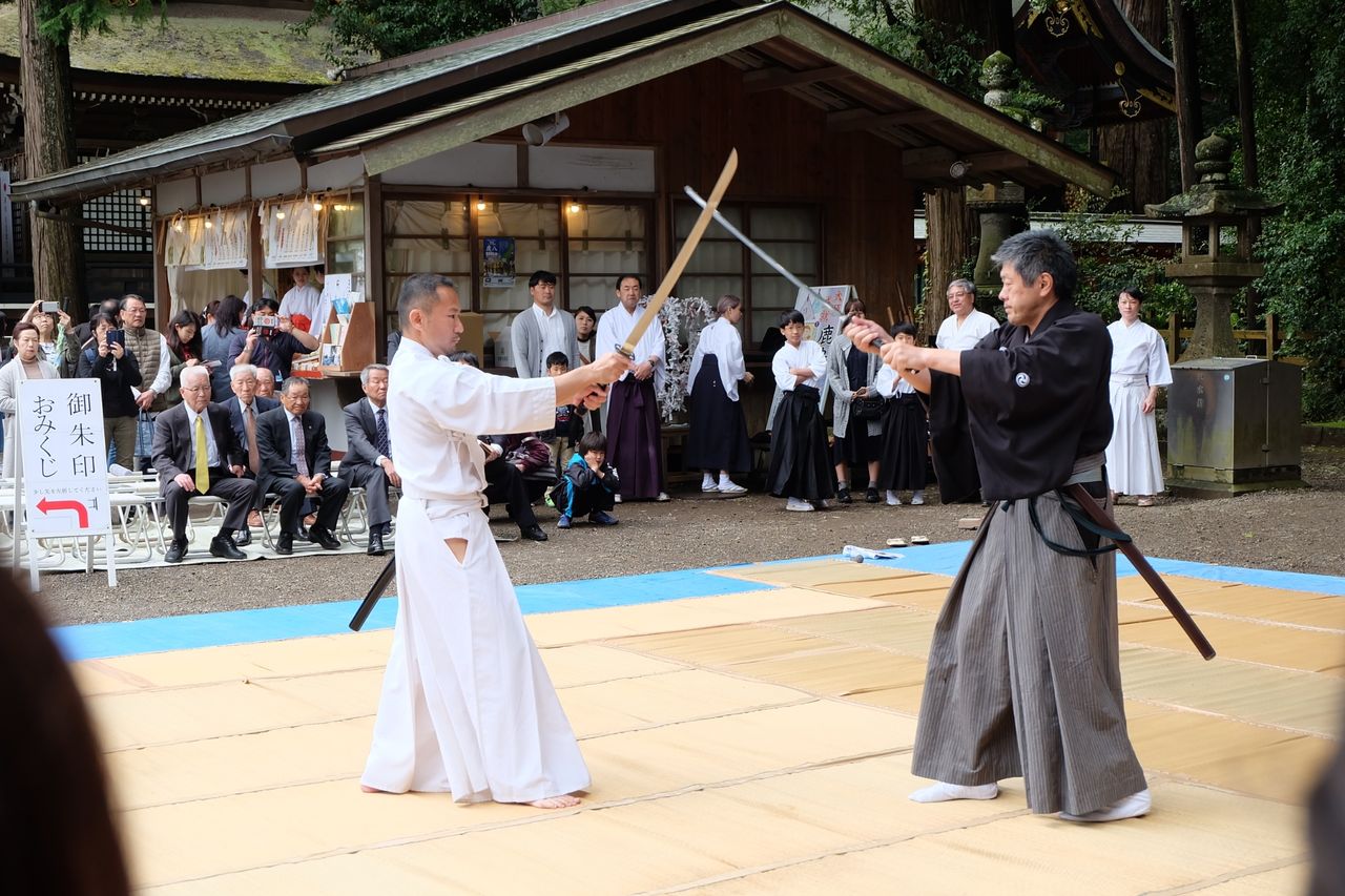 イベント 5 1に鹿島新當流の演武が行われました 剣技が素敵でした カシマくらし