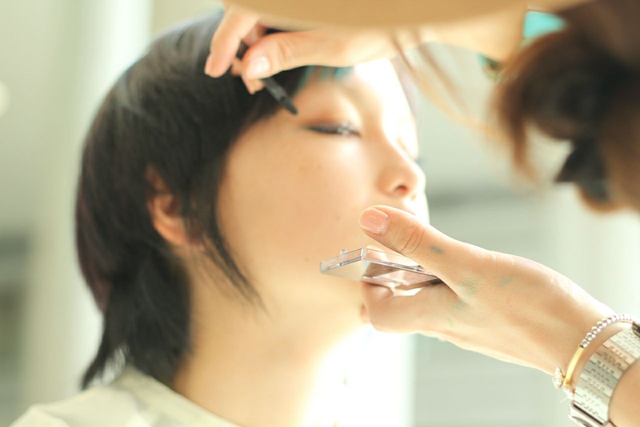 その他 鹿嶋で行きつけの美容室の代表が パリコレ でヘアメイクしたんだって カシマくらし