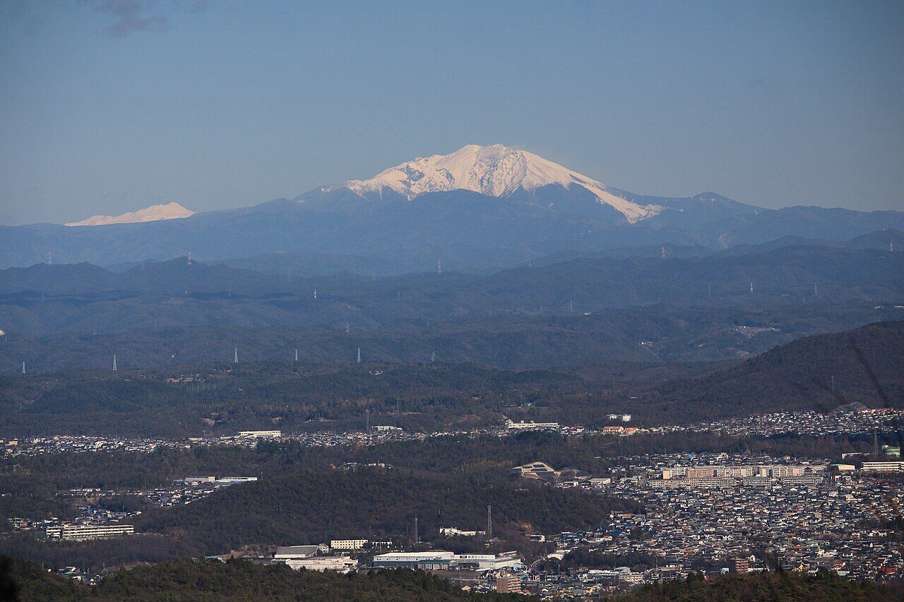 Mount Ontake from Mount Miroku (2016-01-01)