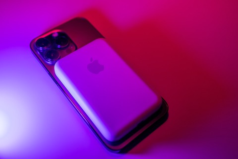 iPhone 8をMagSafe対応に（要・追記参照）