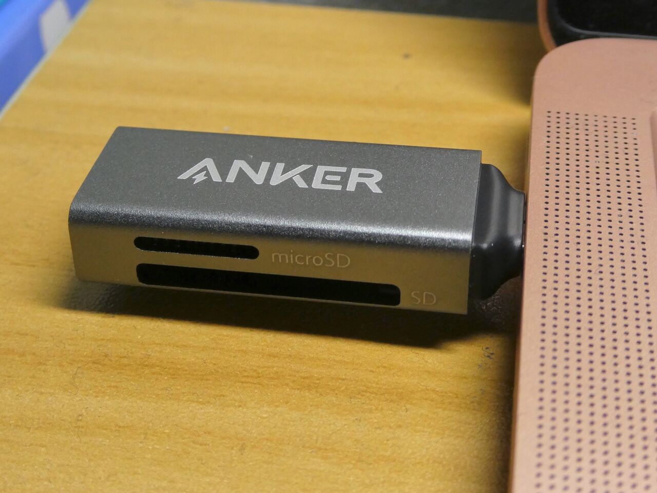 Anker USB-C 2-in-1 Card Reader