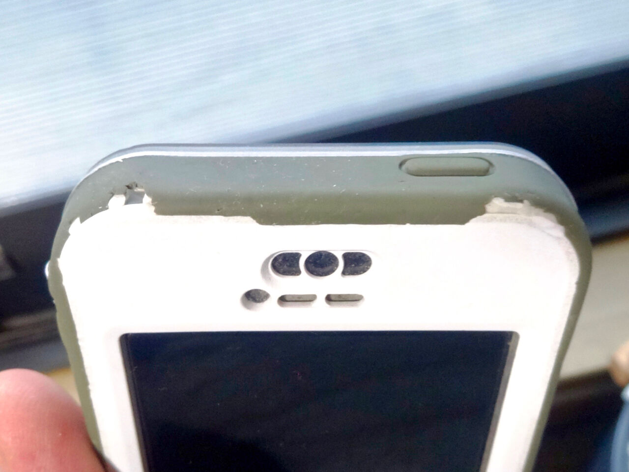 1年使った「LifeProof nuud for iPhone5c」 - 4