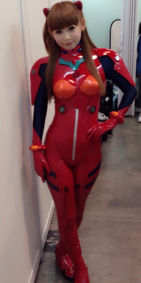 まとめサイトビルダーの効果を実践中 短足アスカコス中川翔子 生涯アスカ派です ウザッ