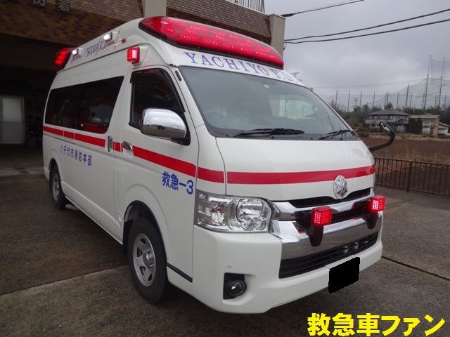 八千代市消防本部初の作業灯が装備された高規格救急車 : 救急車ファン