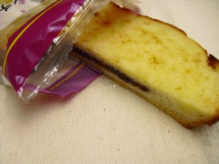牛乳と玉子のトーストに粒あん