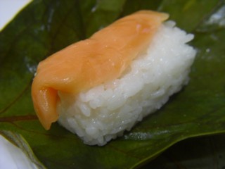 8ますの柿の葉寿司