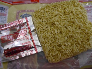4来来亭ラーメン 中身