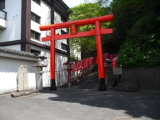 高蔵坊稲荷