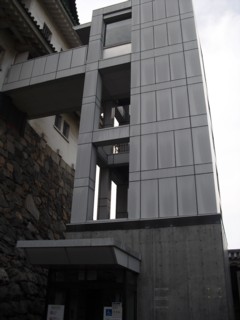 屋外エレベーター