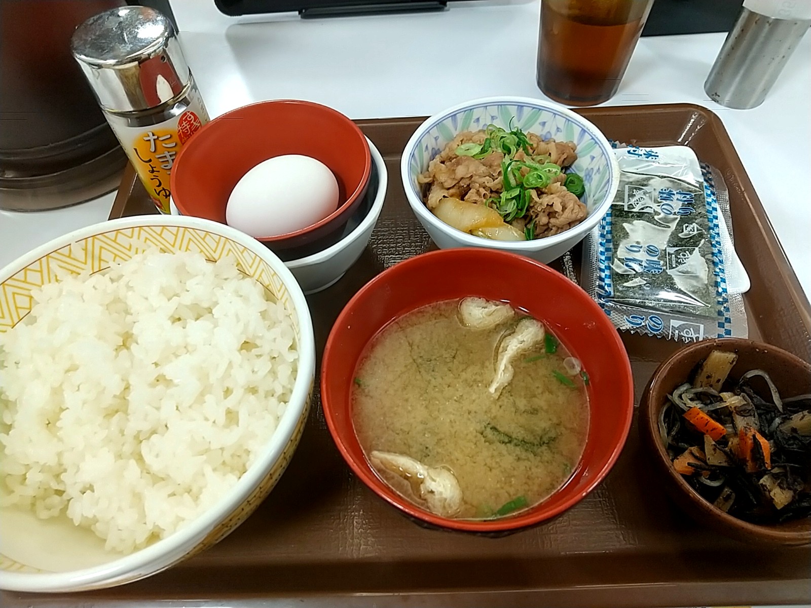 牛・たまかけ朝食ごはん並