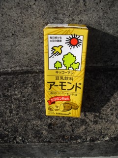 豆乳飲料アーモンド