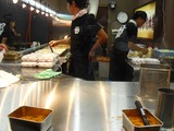 たこ焼き店内