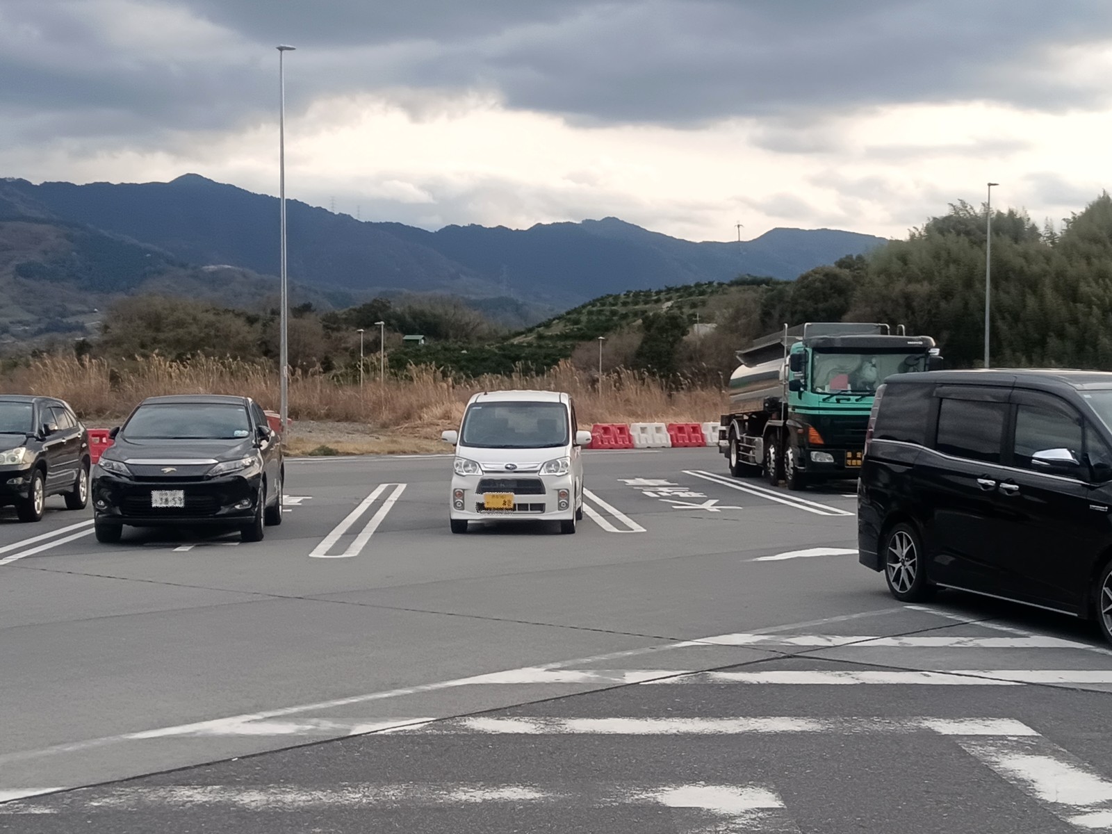 �緿�֥��ڡ����˷ڤ����̼�