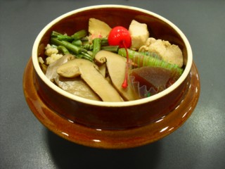 松茸の釜飯の中身