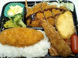 ロースカツ弁当