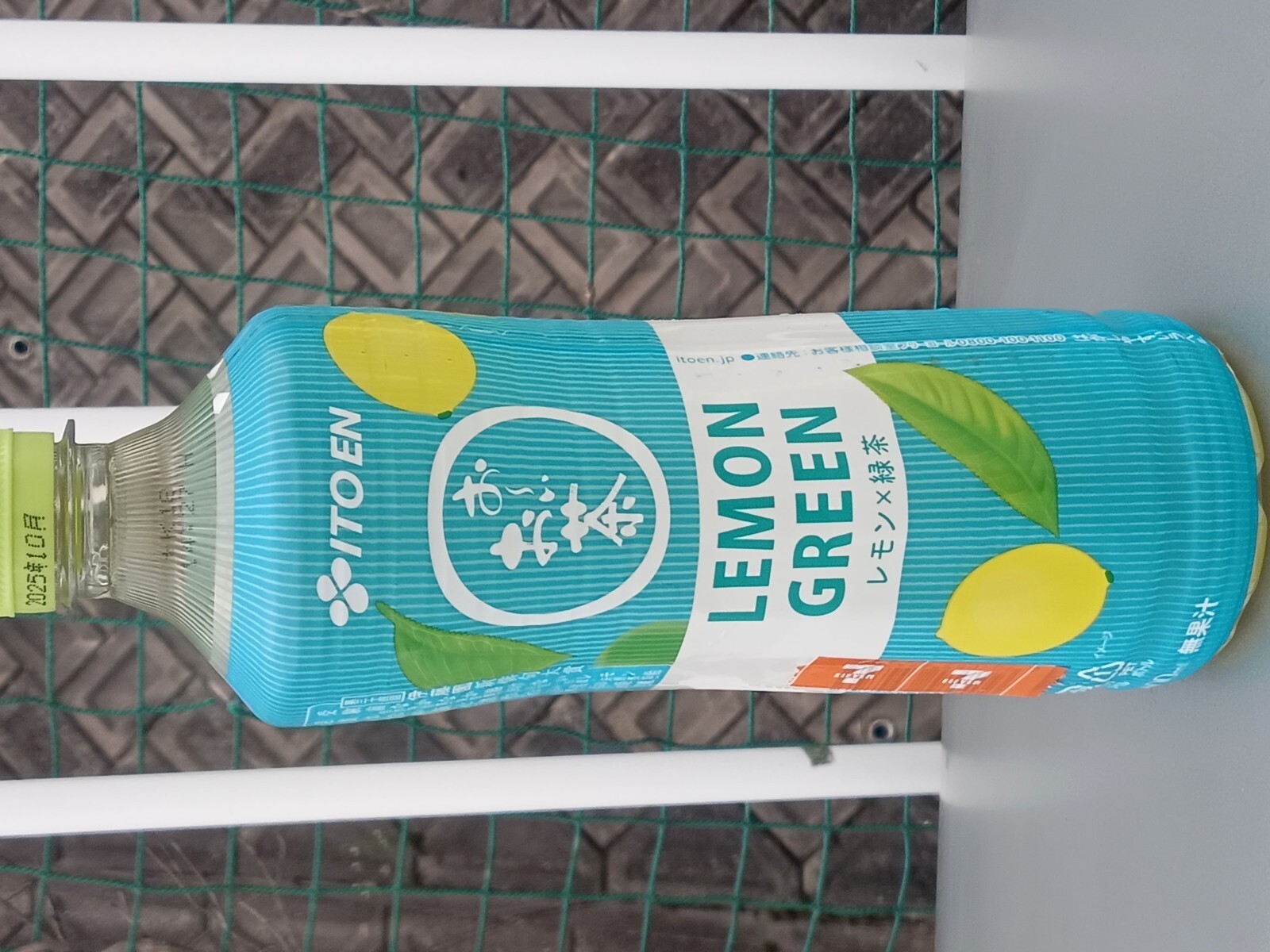 4������������������