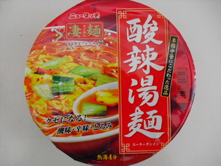 酸辣湯麺(スーラータンメン) ニュータッチ