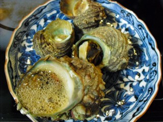 11サザエの壷焼き