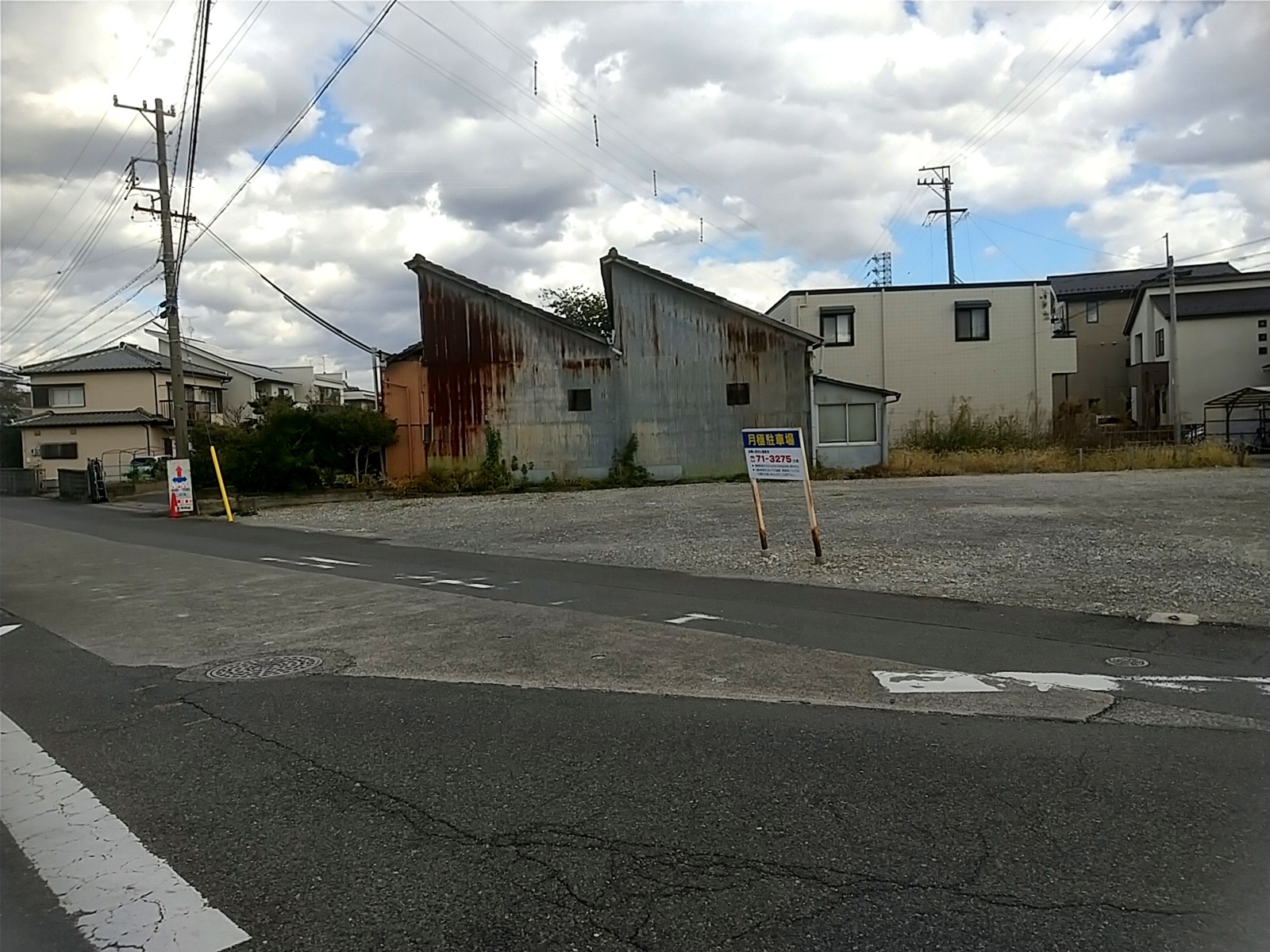 40のこぎり屋根の工場