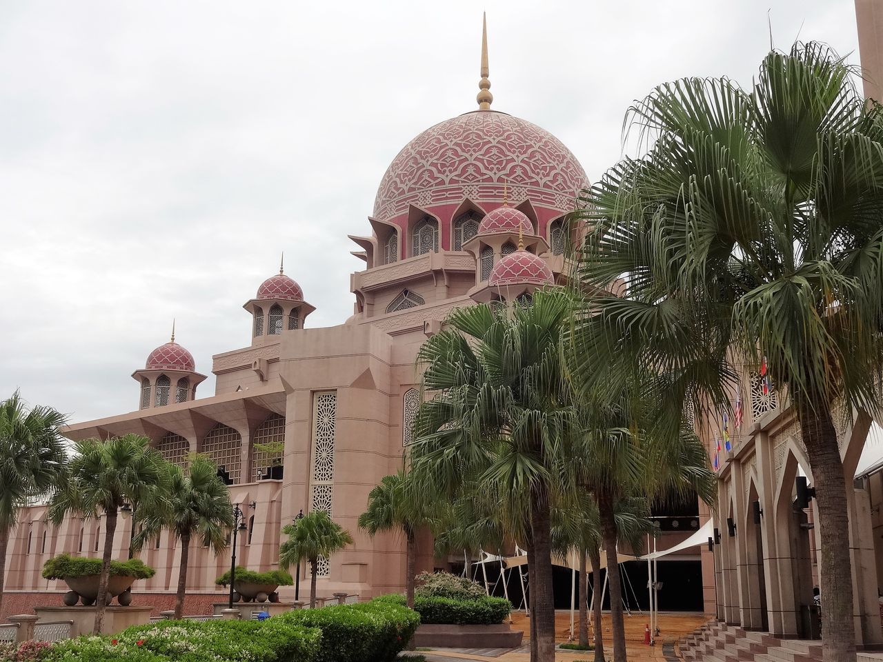 海外旅行 マレーシア旅行 ｋｌ ピンク モスクとブルーモスク ブログ Di Luna