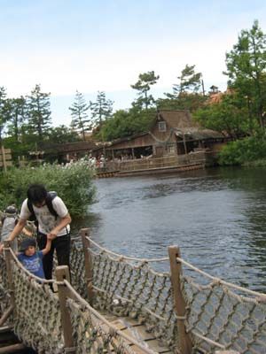 ２歳児 トムソーヤ島満喫 ディズニーランド Life With Little Kids