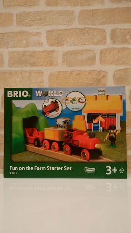 brio fun on the farm starter set