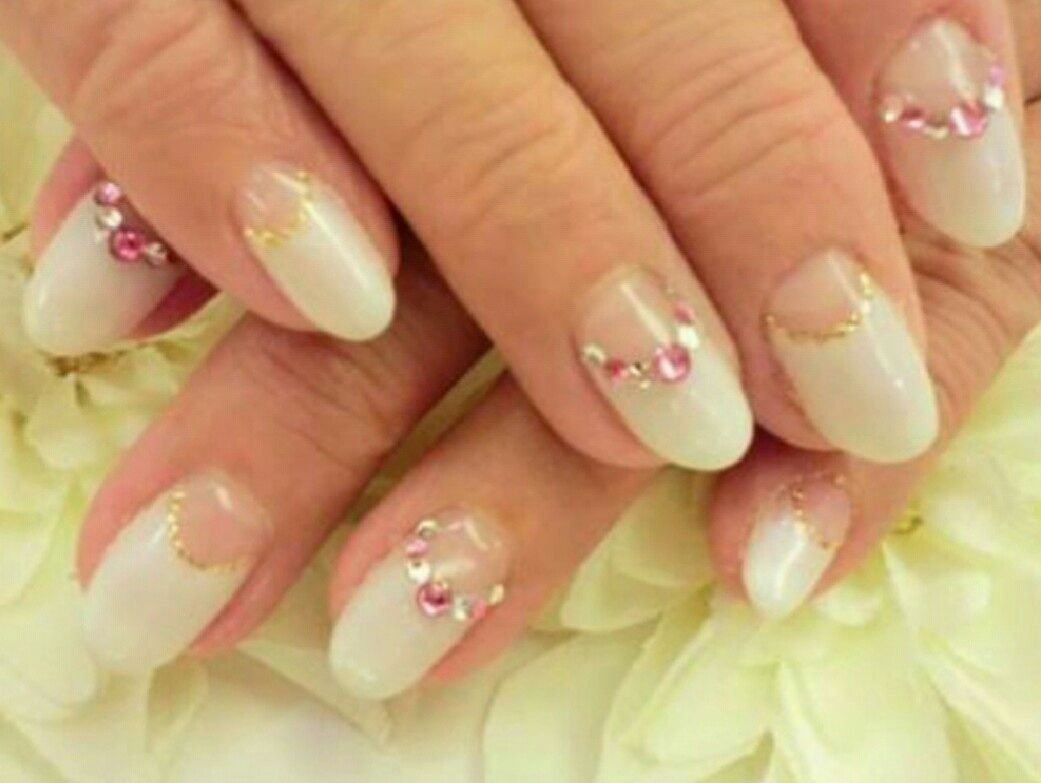 フレンチネイル スワロフスキー 心の行方