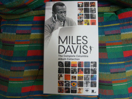 Miles box001