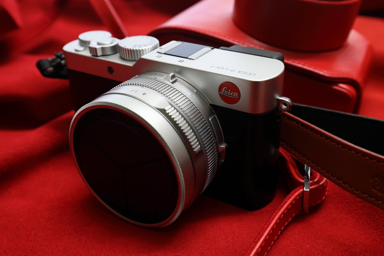 Leica D Lux7 雨の日だからジャズでも勉強しよう