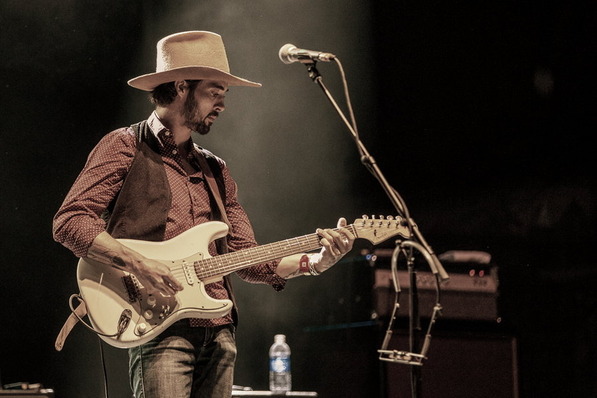 Ryan Bingham005