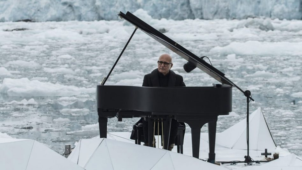 Ludovico Einaudi 001