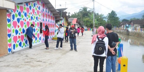 インドネシアのスラム09