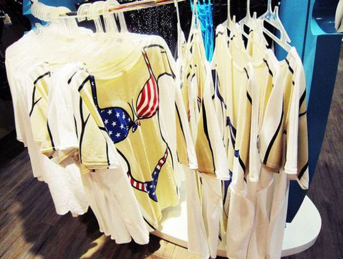 ビキニTシャツ02