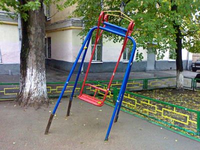 ロシアの公園の遊具06